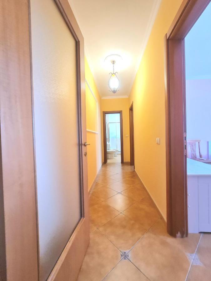 Sandra'S Apartment In Tirana Center المظهر الخارجي الصورة